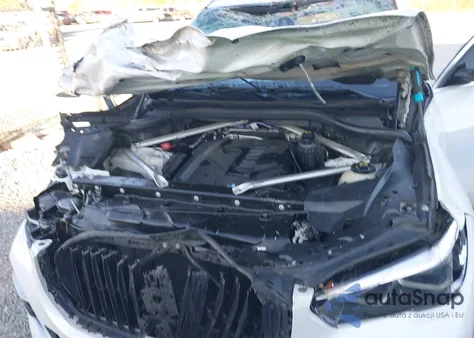 2022 BMW X5 xDrive40I z USA, uszkodzony, nr VIN 5UXCR6C01N9L01539